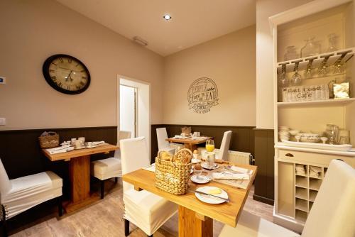Le Nord Bistro B & B