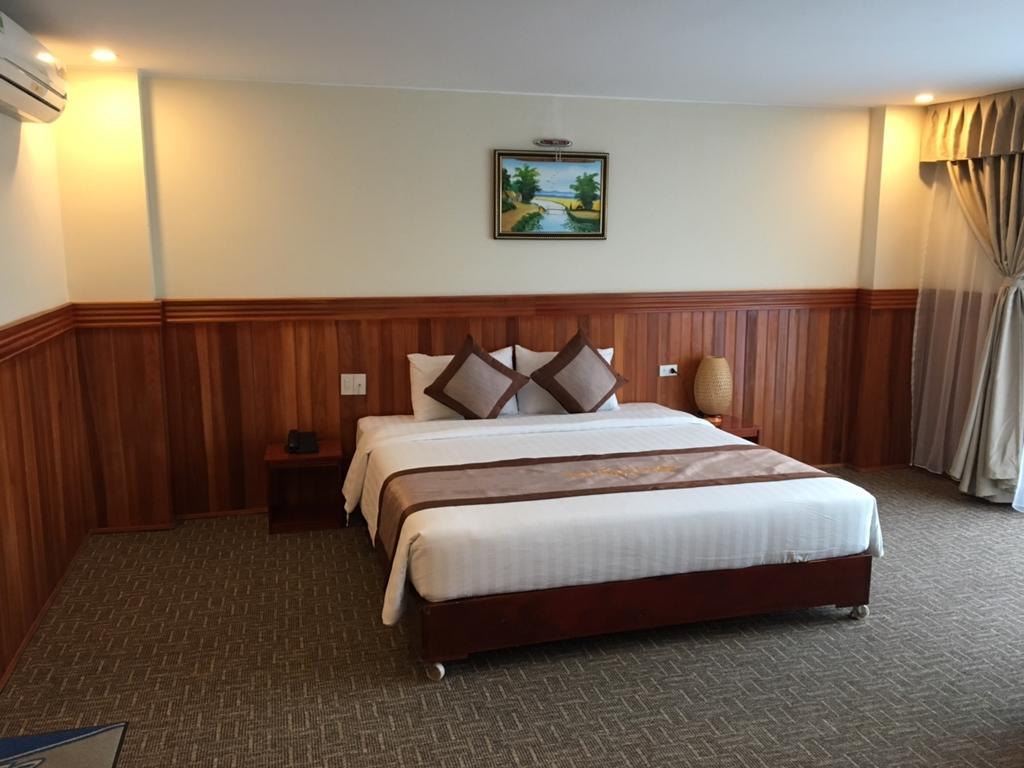 Vinh Plaza Hotel