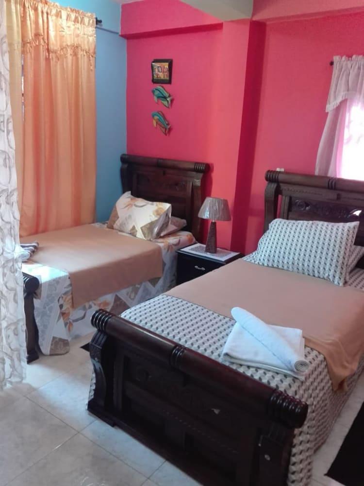 Posada Kennedy Place High Life