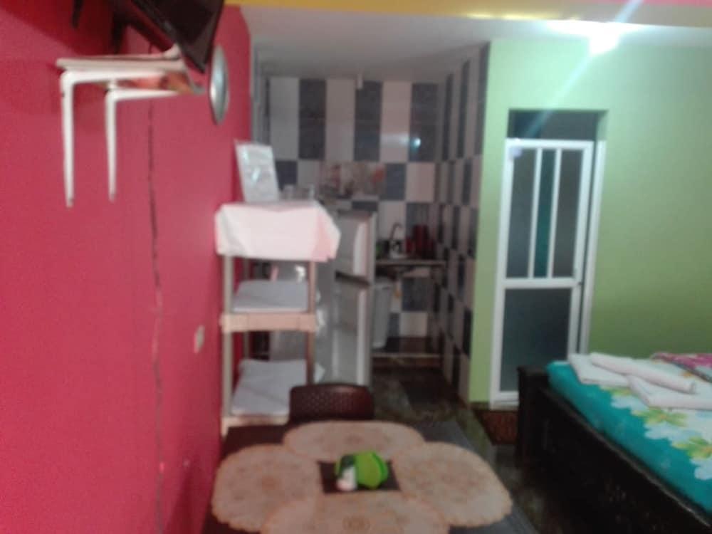 Posada Kennedy Place High Life