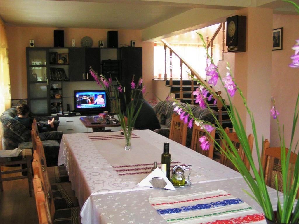 Casa Mora