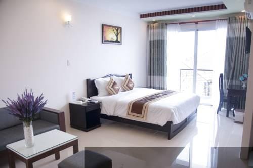 Ozon Hotel