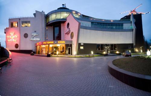 Platinum Hotel