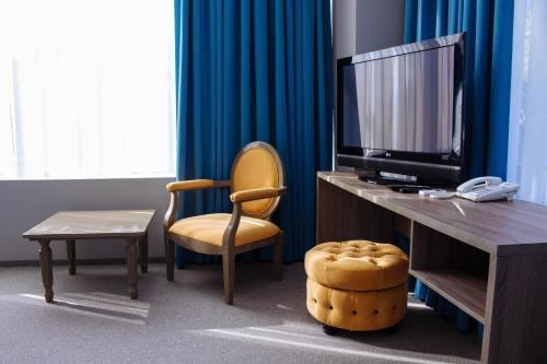 Platinum Hotel