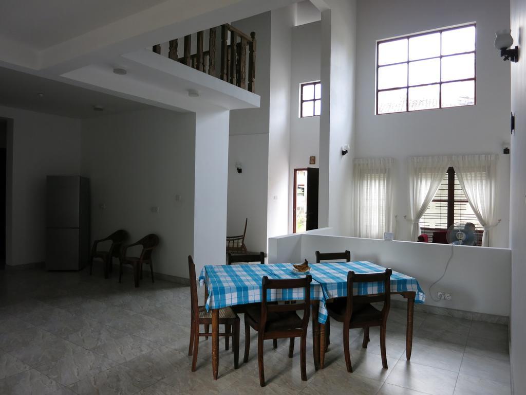 Shanthi Villa