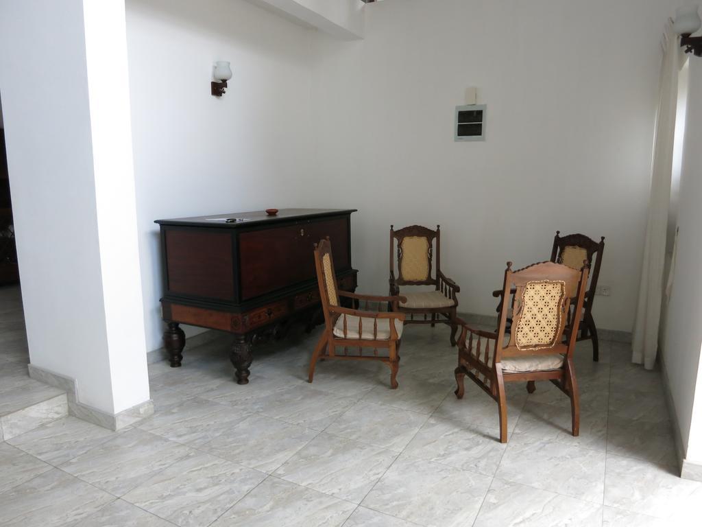Shanthi Villa