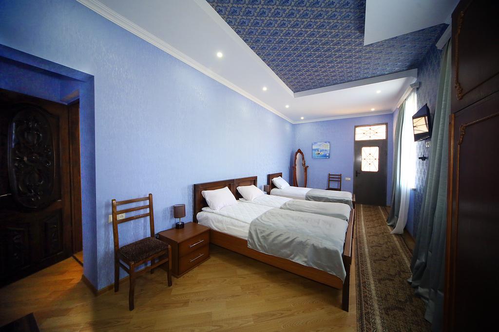 Hotel Harmony