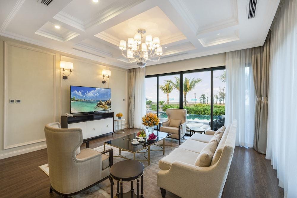 Vinpearl Discovery Ha Tinh