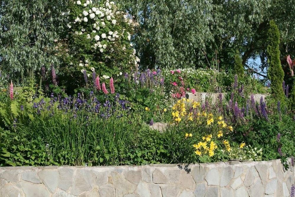 Lilla Huset pa slatten B&B