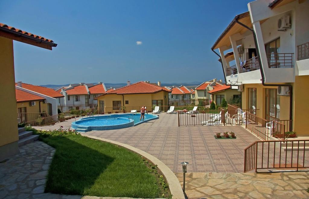 Montemar Villas