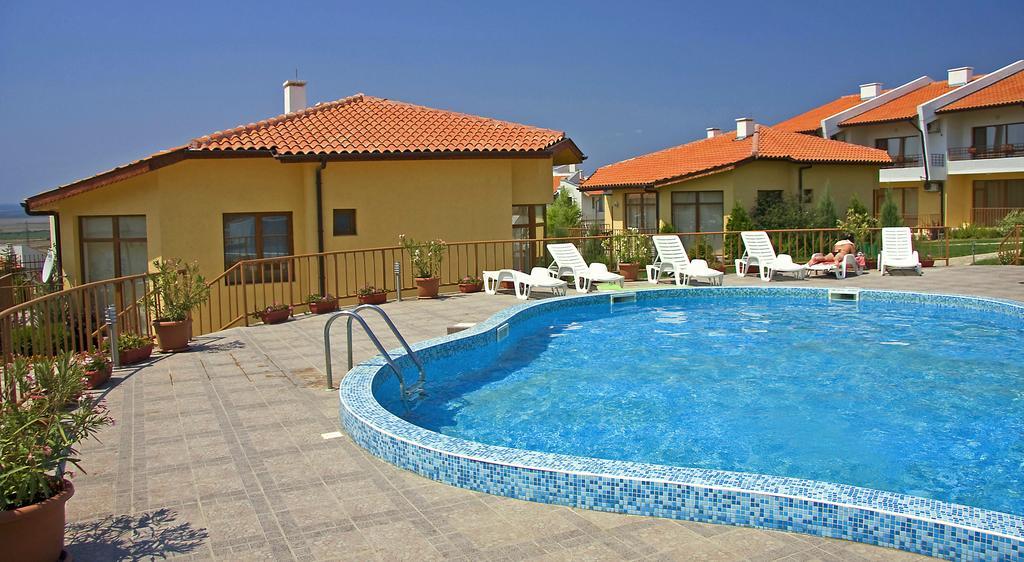 Montemar Villas