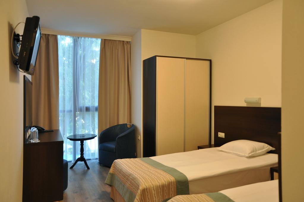 Hotel Burgas Free University