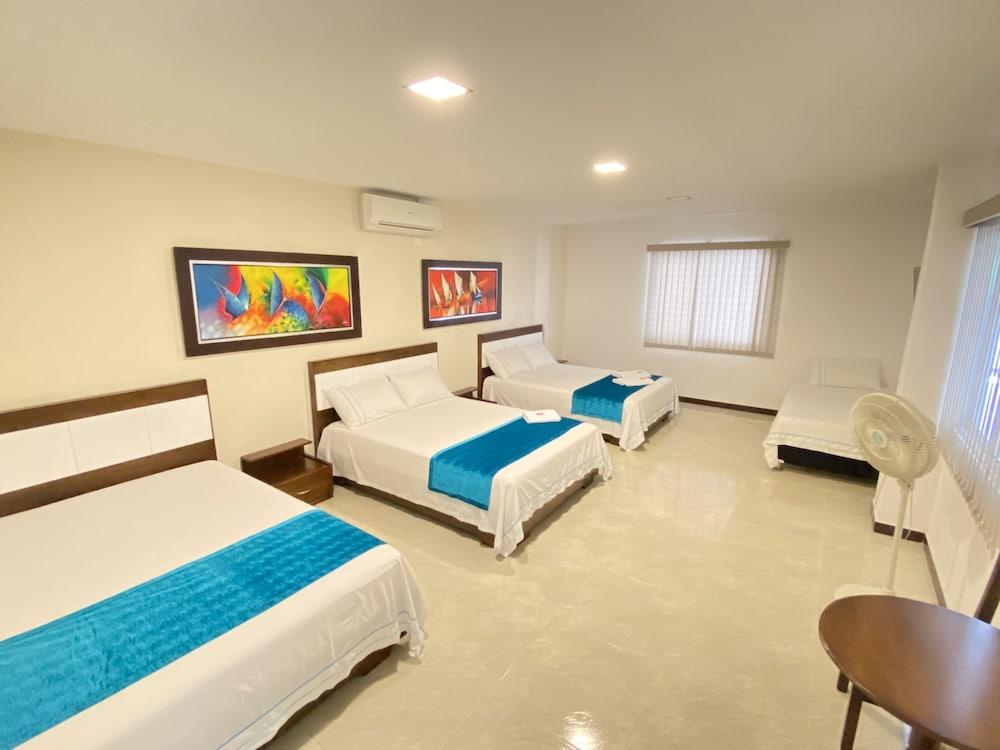 Hotel Manantial M Lare
