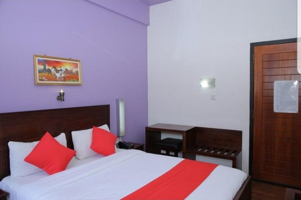 Subhas Hotel