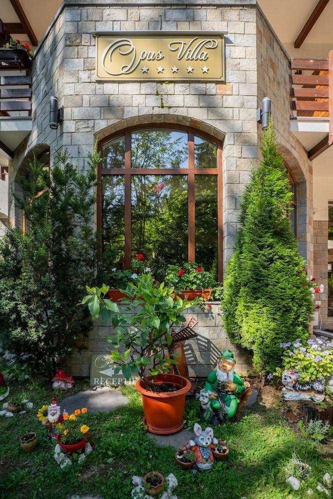 Opus Villa