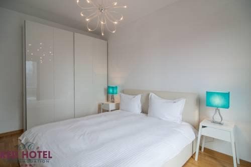 Red Hotel Riviera Suite & Lake