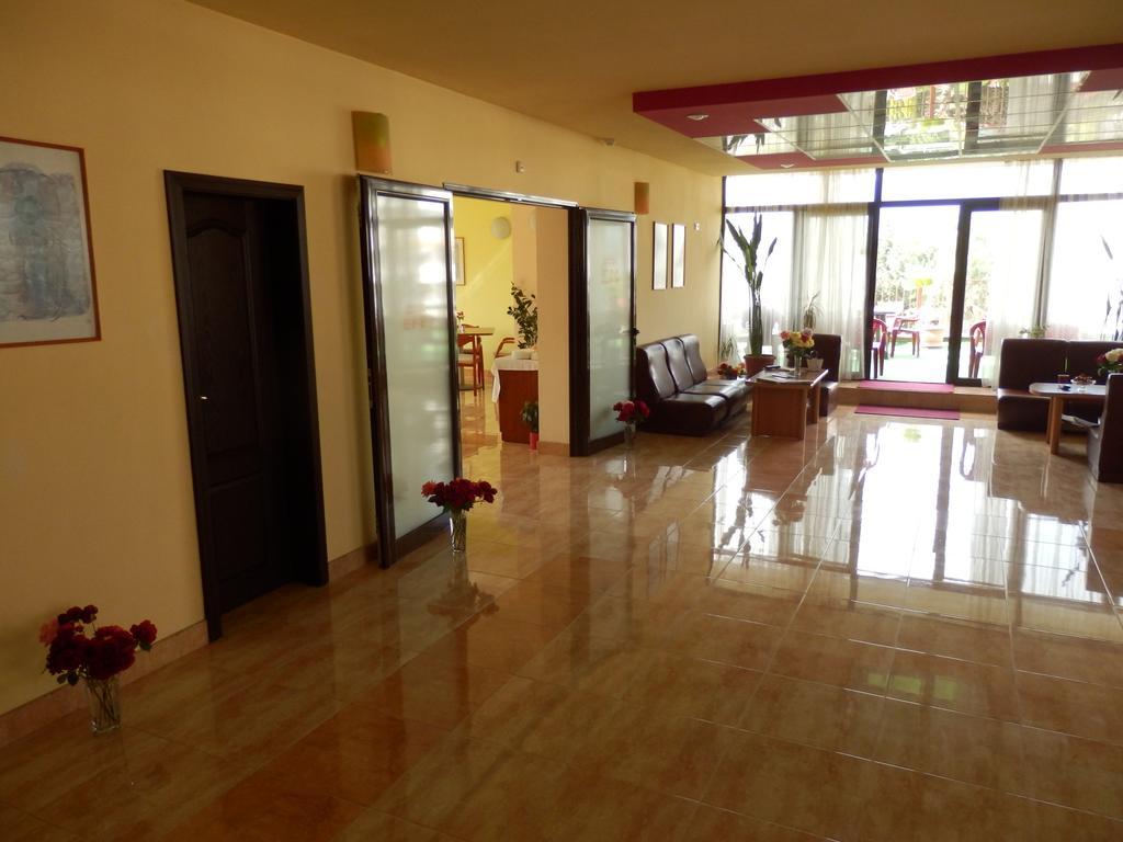 Hotel Roza