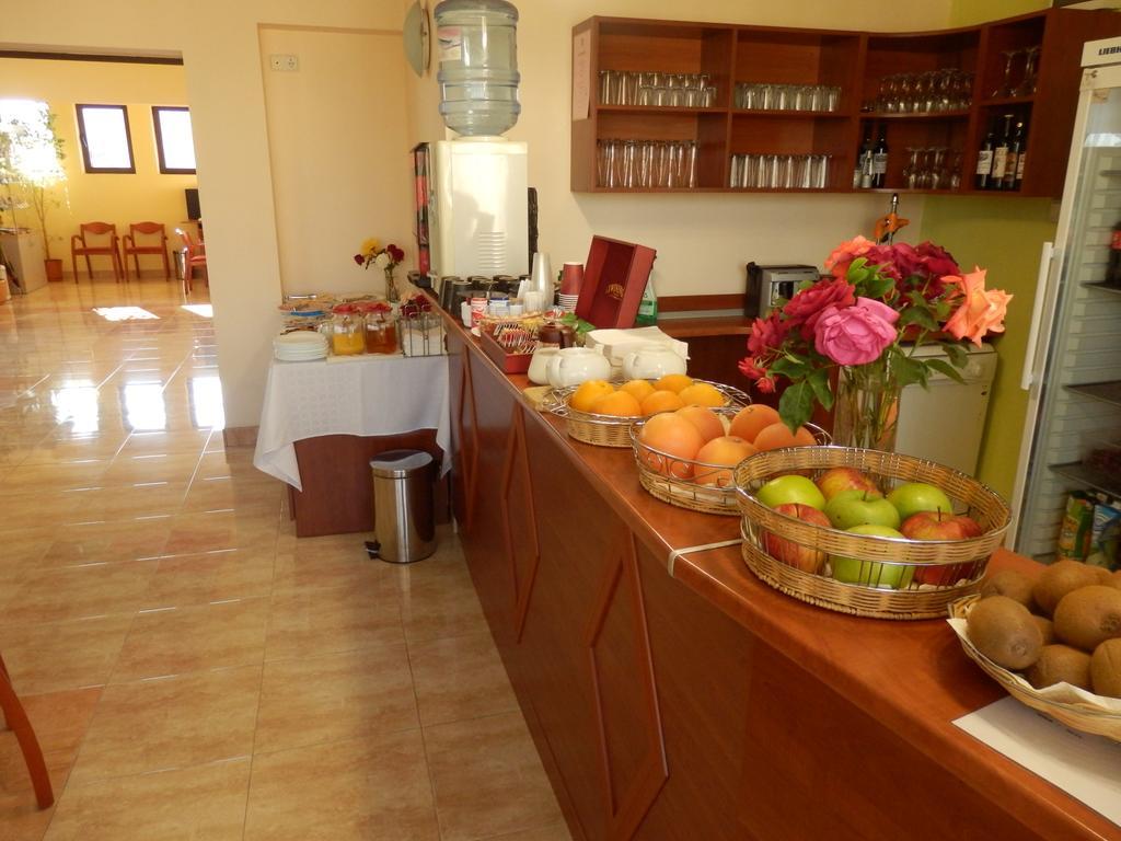 Hotel Roza