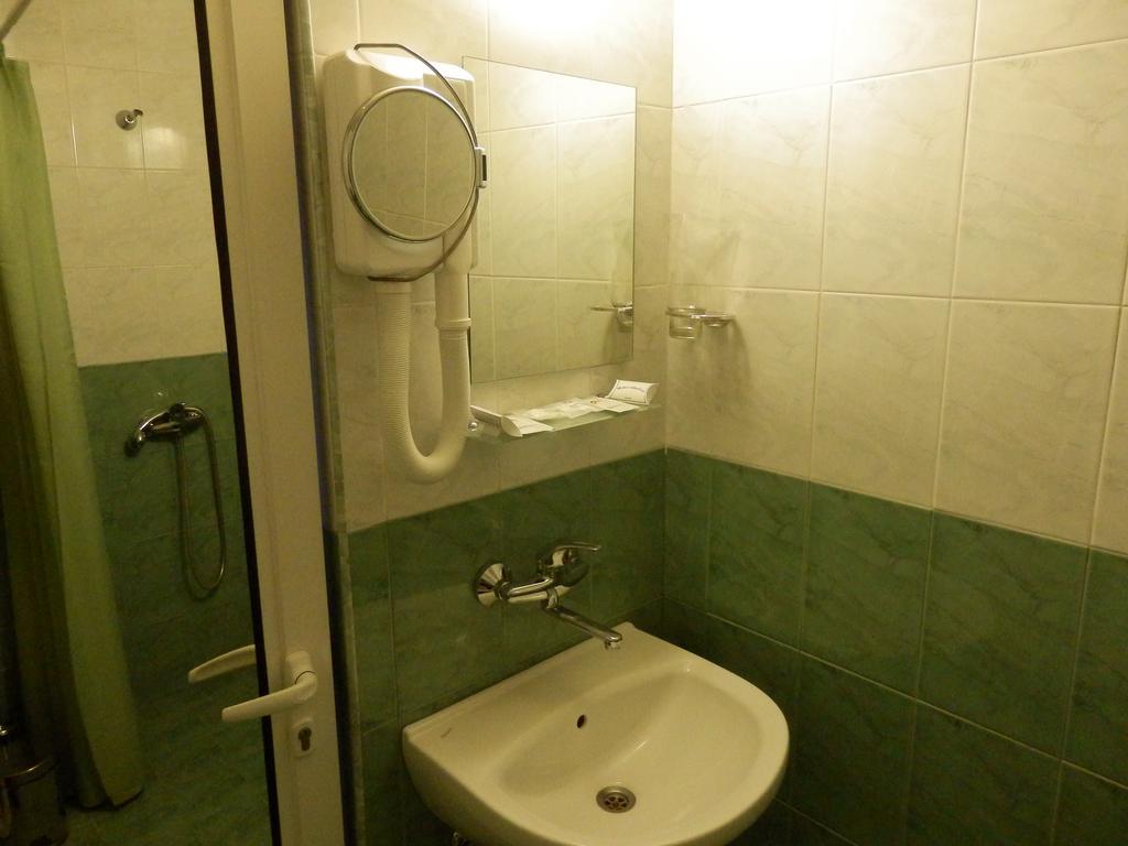 Hotel Roza