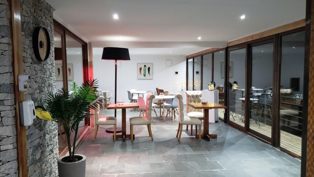 Hotel Borde Luz