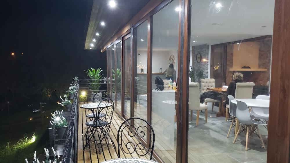 Hotel Borde Luz