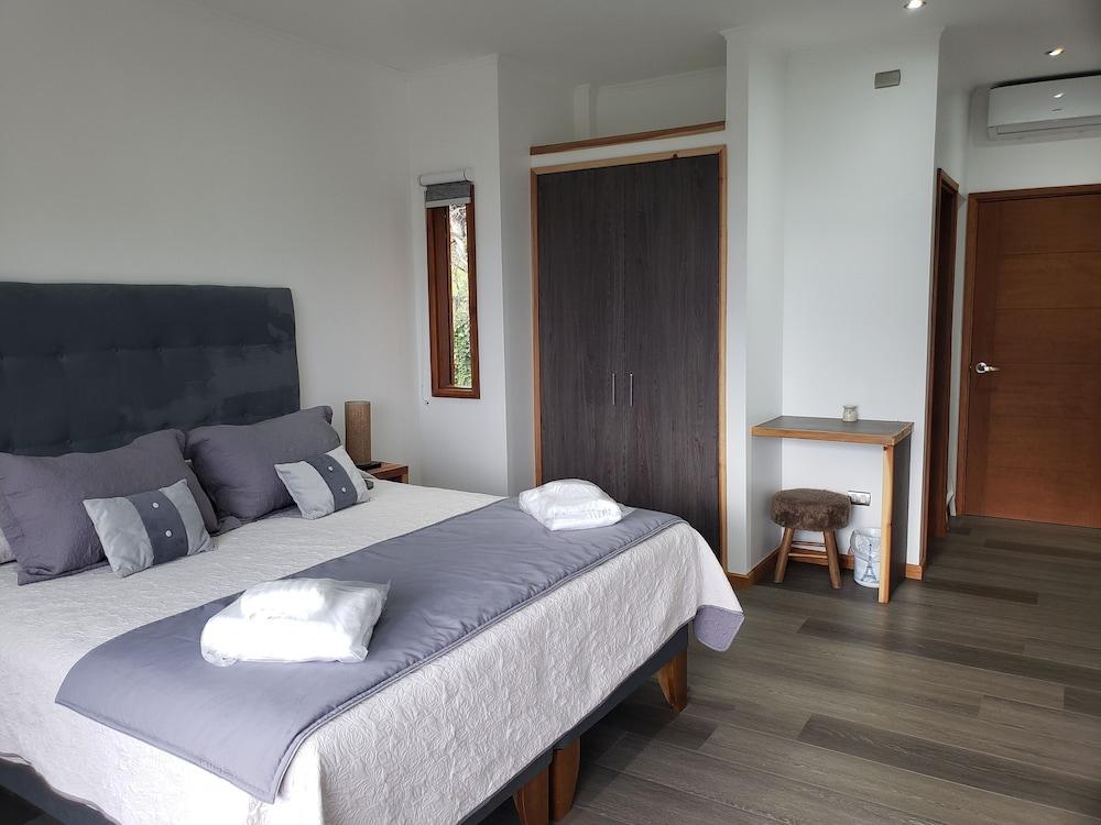 Hotel Borde Luz