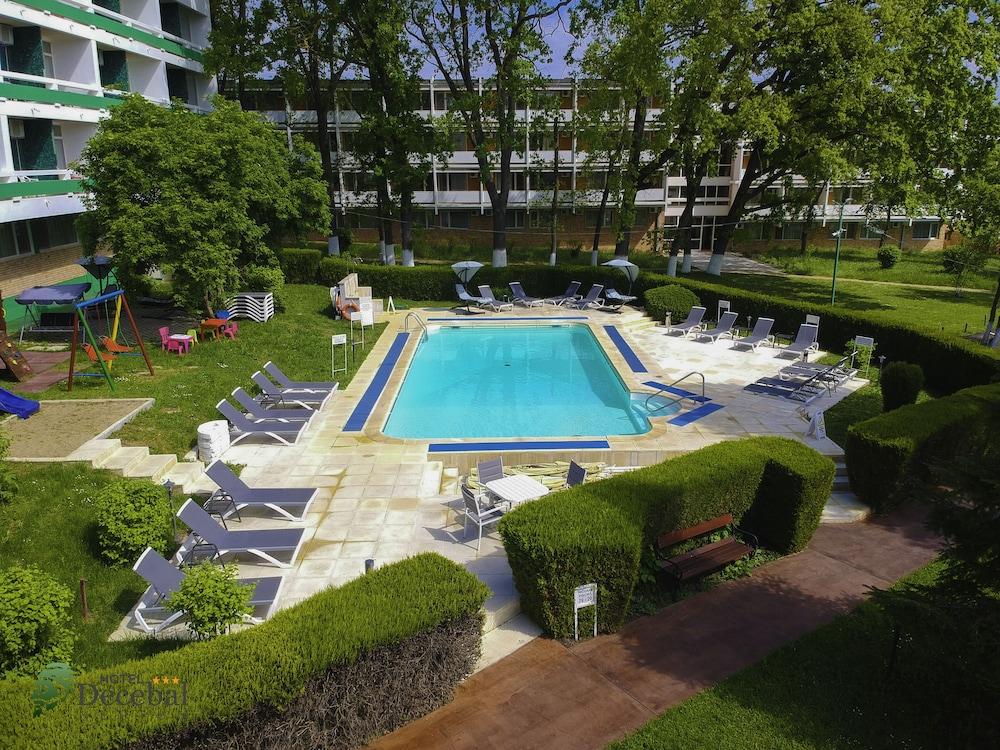 Decebal Hotel