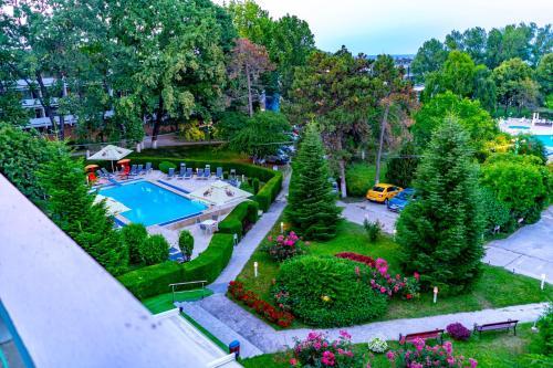 Decebal Hotel