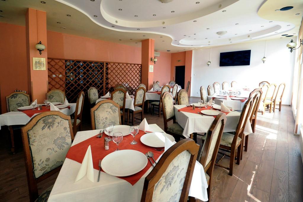 Hotel Everest