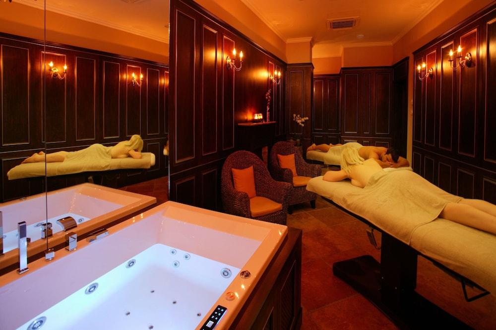 Arcadia Hotel - Marina Regia Residence
