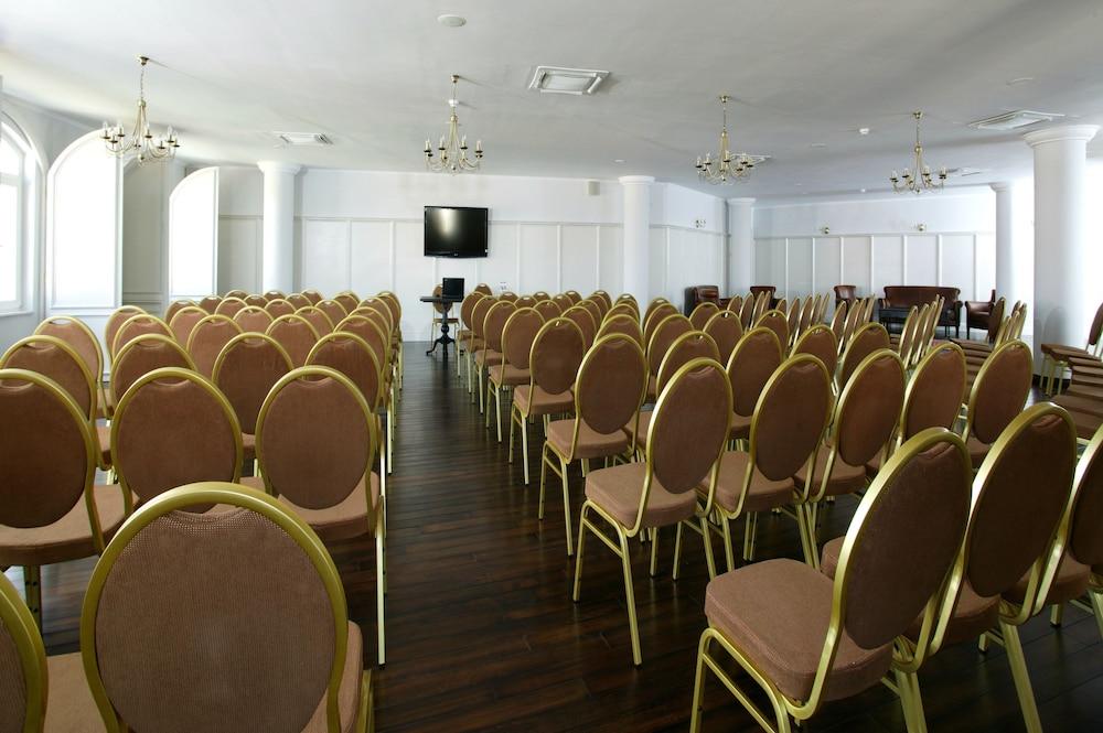 Arcadia Hotel - Marina Regia Residence