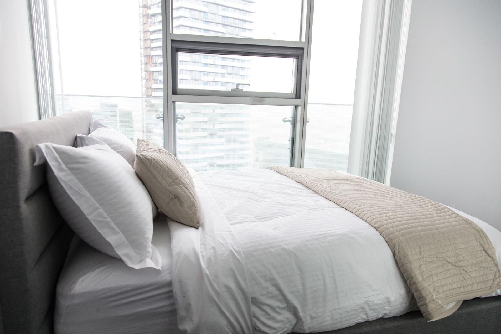 The Ice Condos North Tower by Applewood Suites