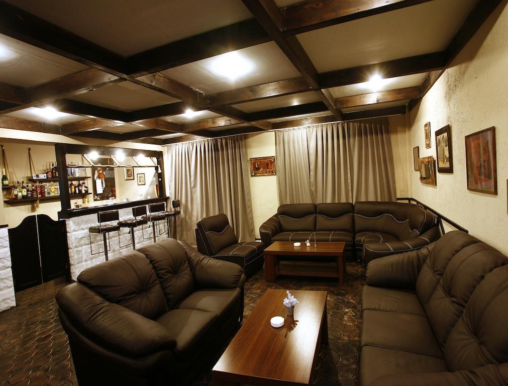 Abu Hotel
