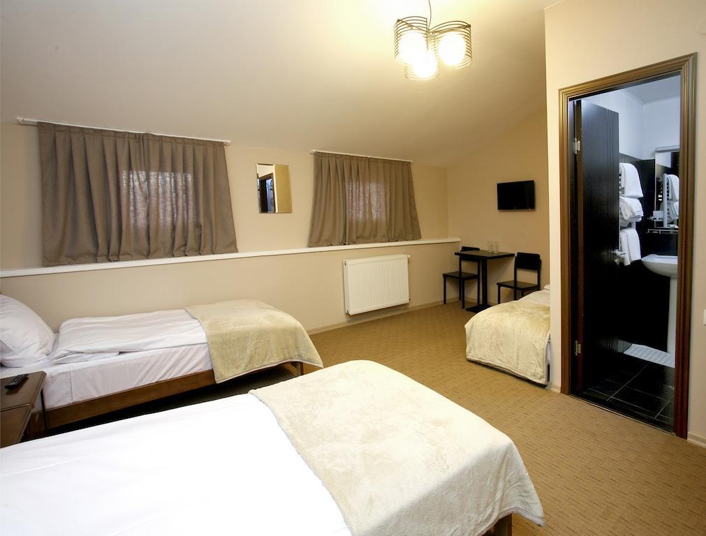 Abu Hotel
