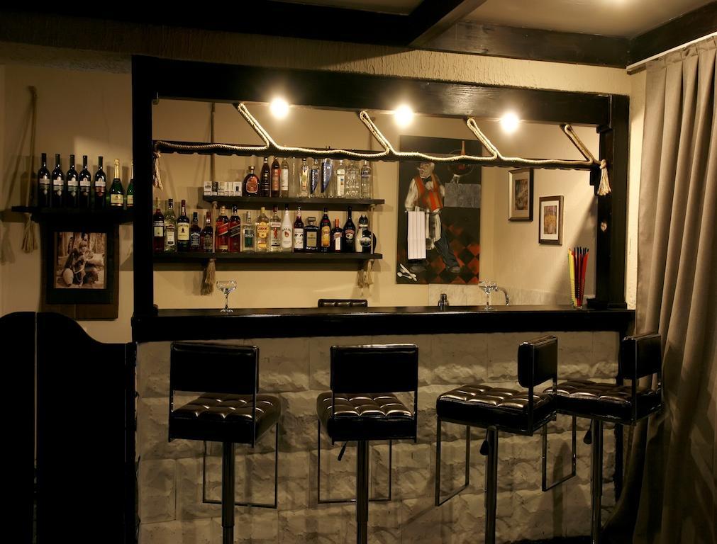 Abu Hotel