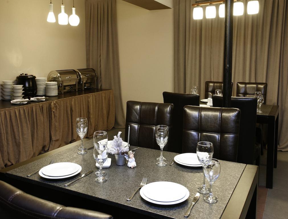 Abu Hotel