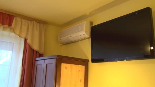 Hold Apartmanok