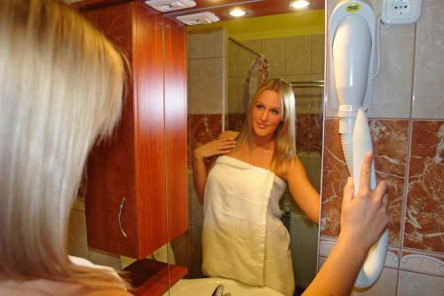 Hold Apartmanok