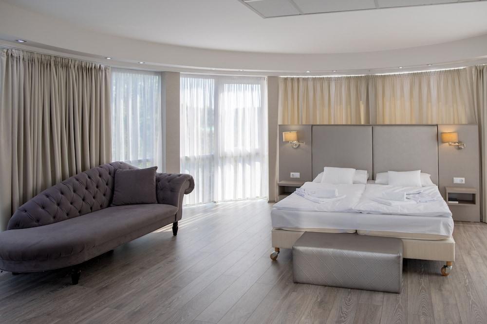Bastya Wellness Hotel