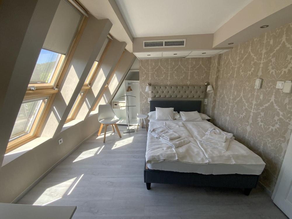 Bastya Wellness Hotel