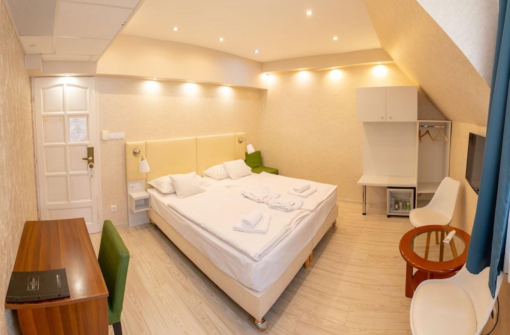 Bastya Wellness Hotel