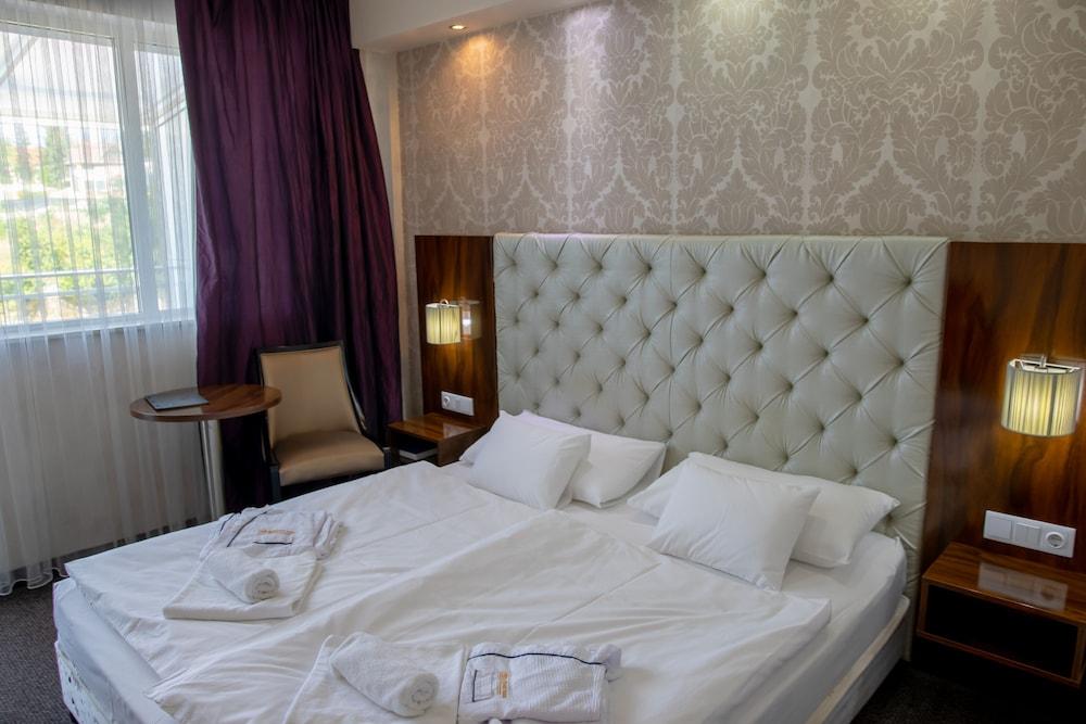 Bastya Wellness Hotel