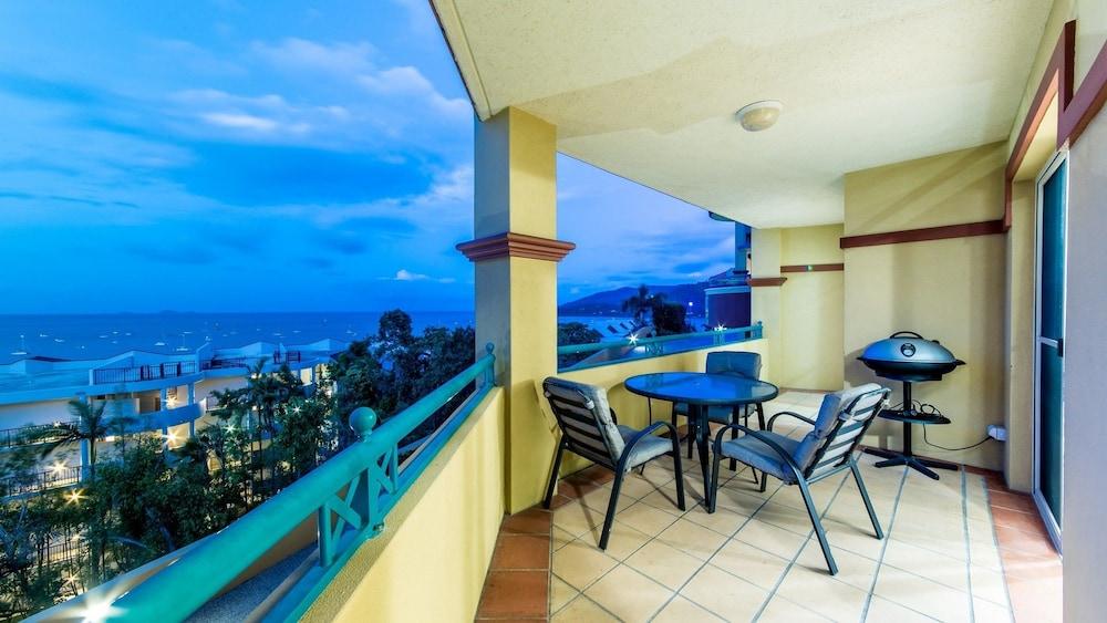 Airlie Beach Apartments