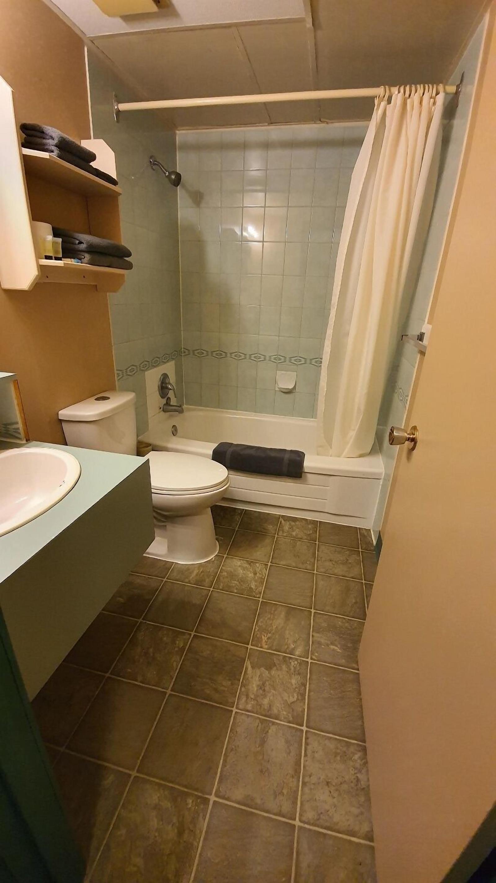 Sundre Motor Inn