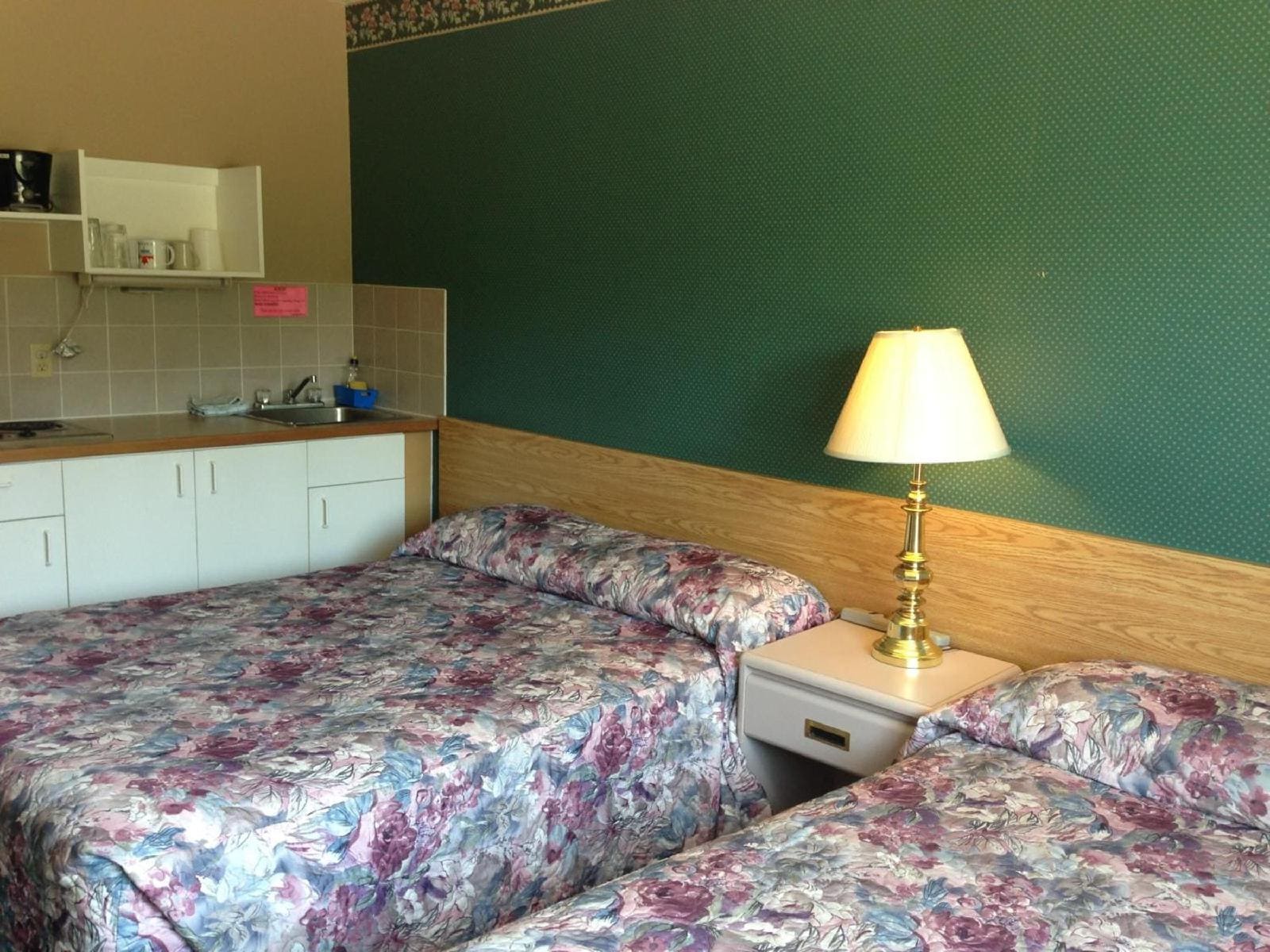 Sundre Motor Inn