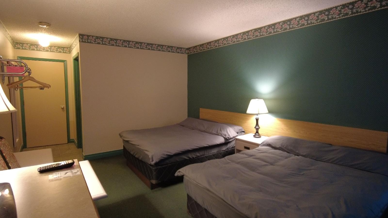 Sundre Motor Inn
