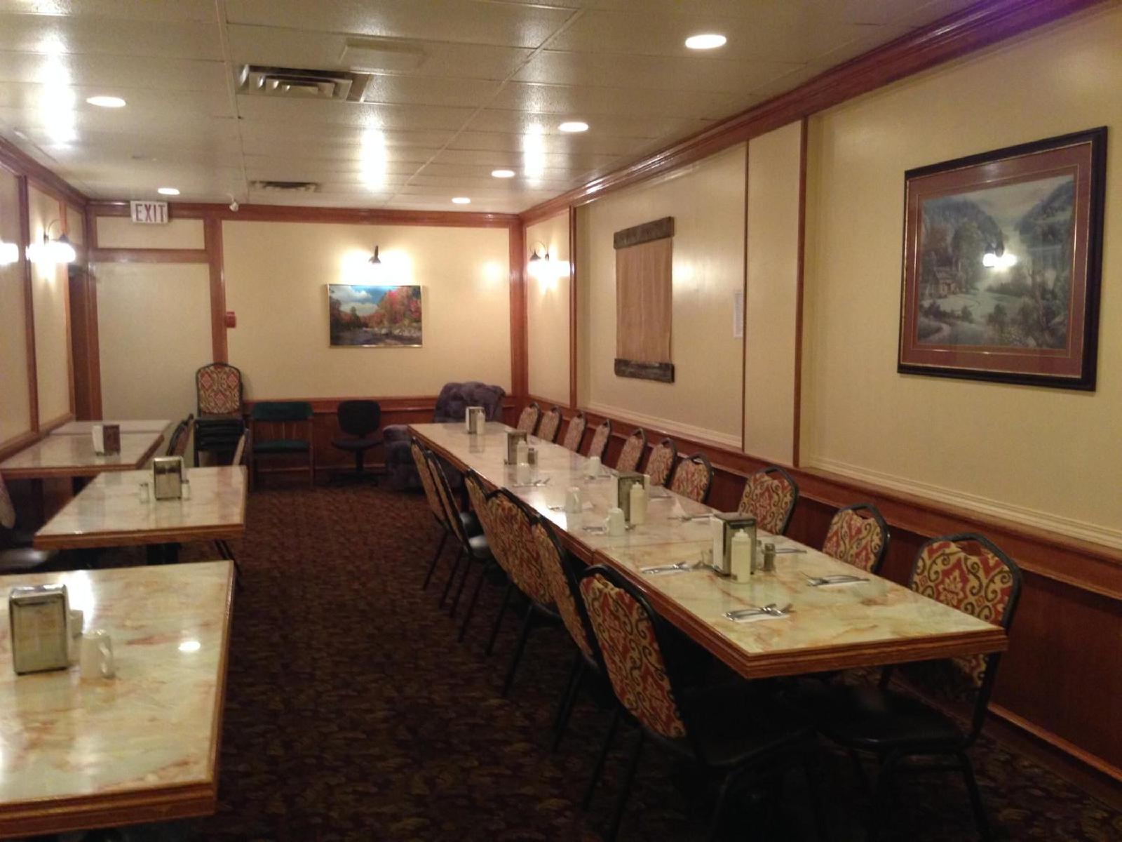 Sundre Motor Inn