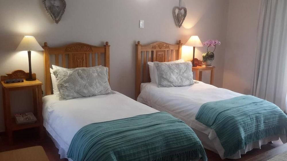 Chez Esme Guest House