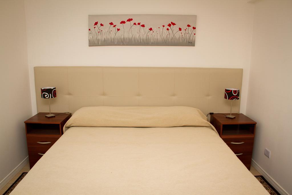 Los Arboles Apart Hotel
