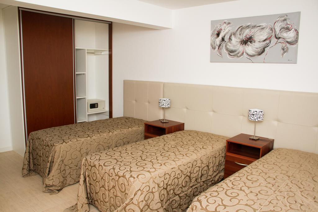 Los Arboles Apart Hotel